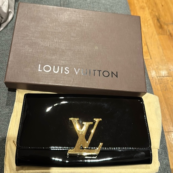 Louis Vuitton clutch - Picture 5 of 9